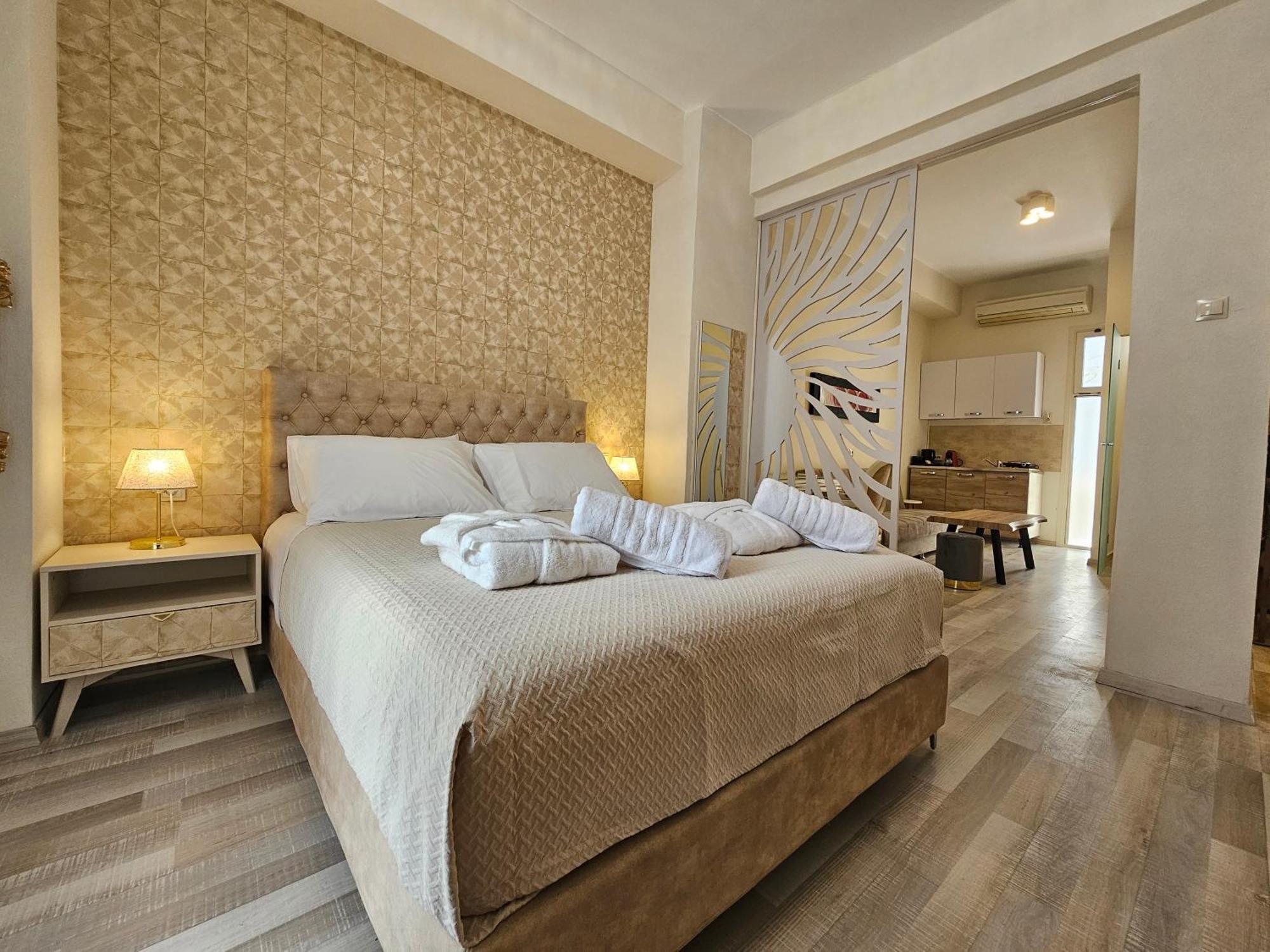 Golden City Center Suites Rhodes City Luaran gambar