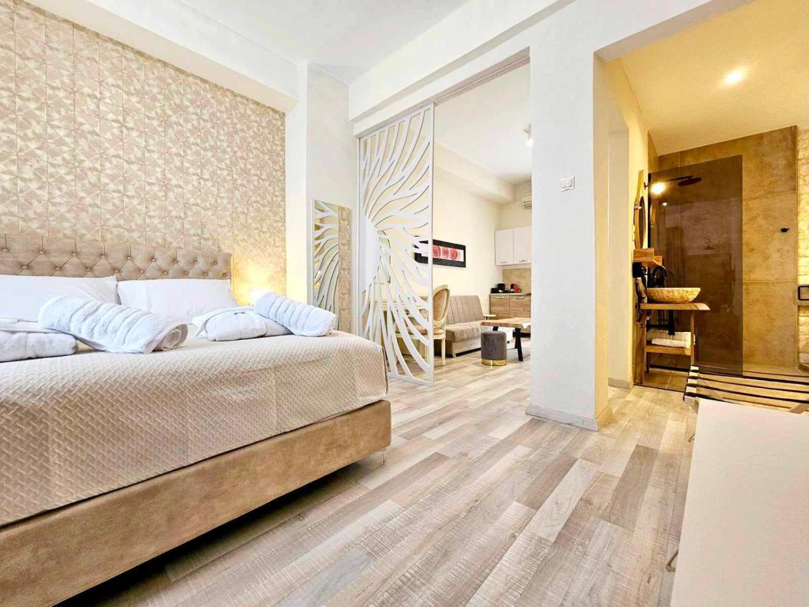 Golden City Center Suites Rhodes City Luaran gambar