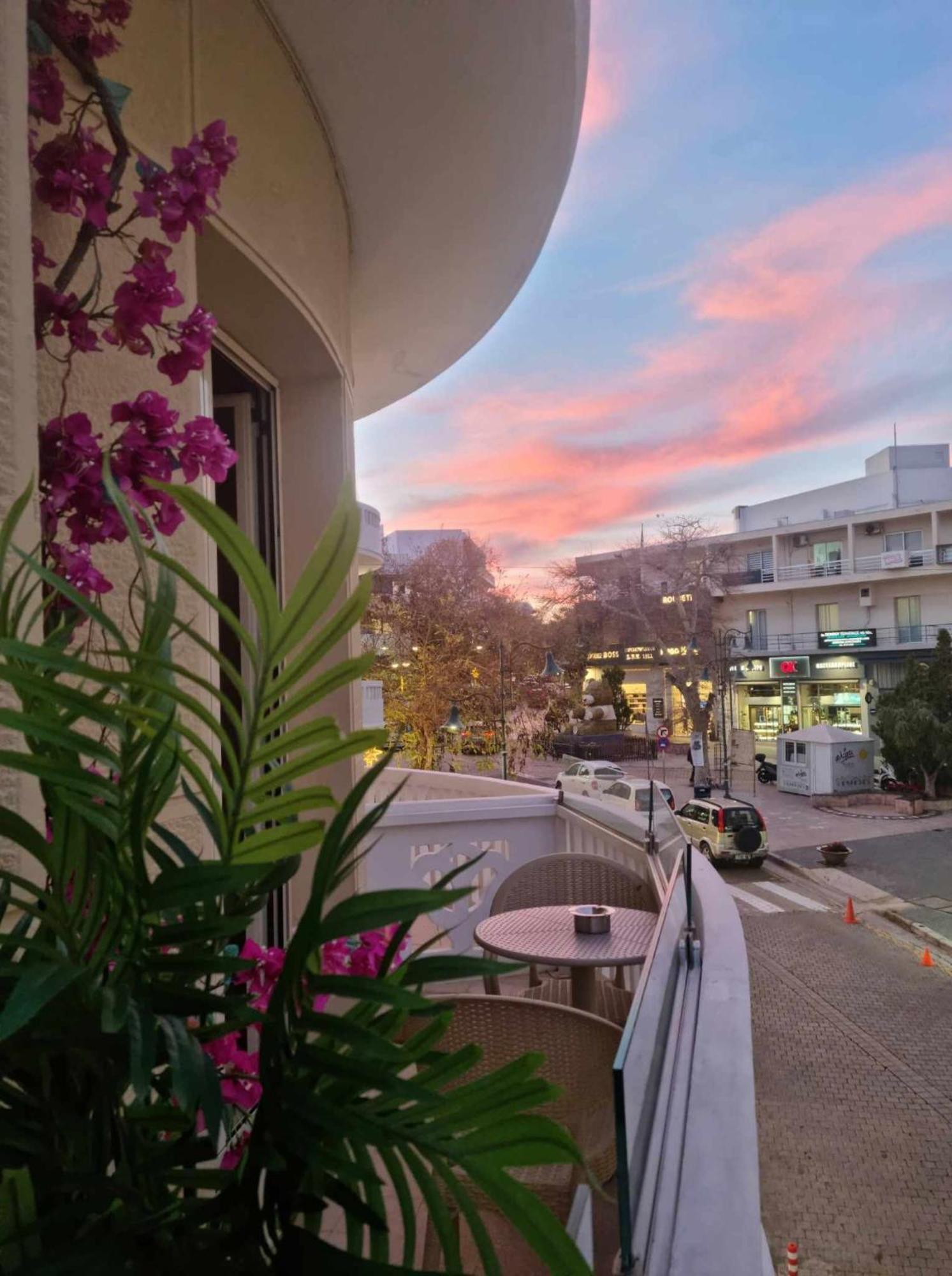 Golden City Center Suites Rhodes City Luaran gambar